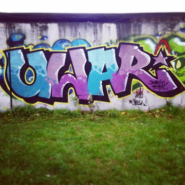 Graffiti Bombing - Photo by Uvarka - uvarka, uvar