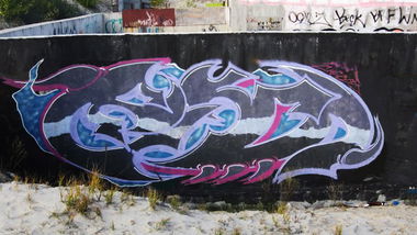 Graffiti Wall - Photo by VIARA - сенс (2013)