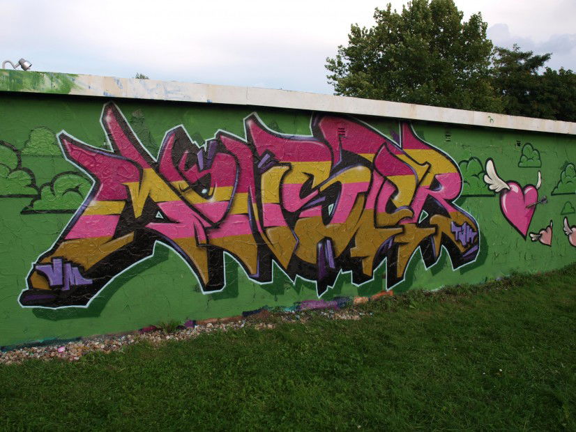 Graffiti Wall in Magdeburg - Photo by VMcrew - VM, monster, mönster (2010)
