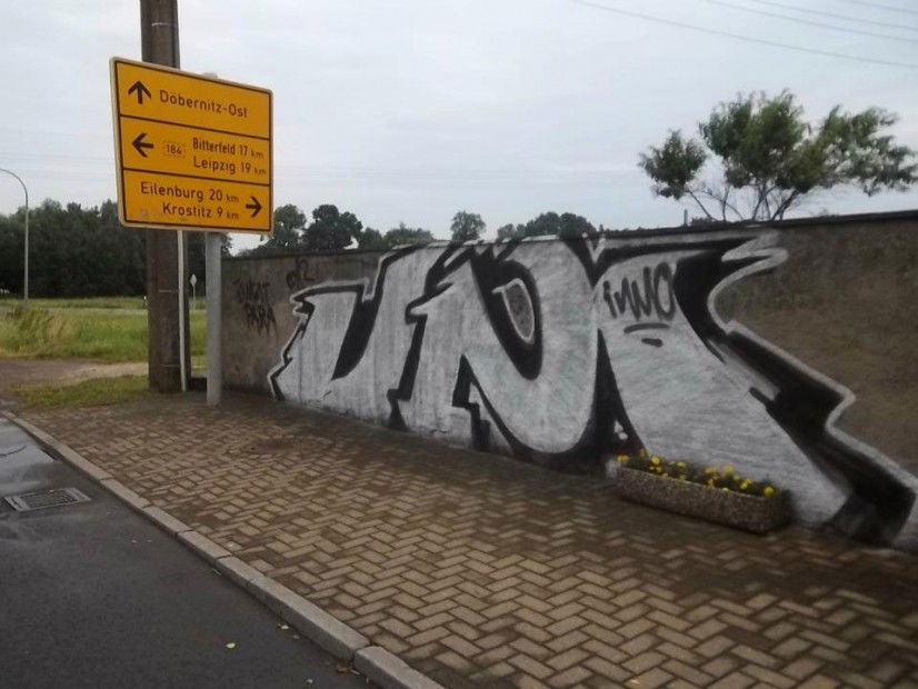 Graffiti Bombing - Photo by VMcrew - VM