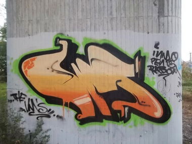Graffiti Bombing - Photo by VMcrew - VM