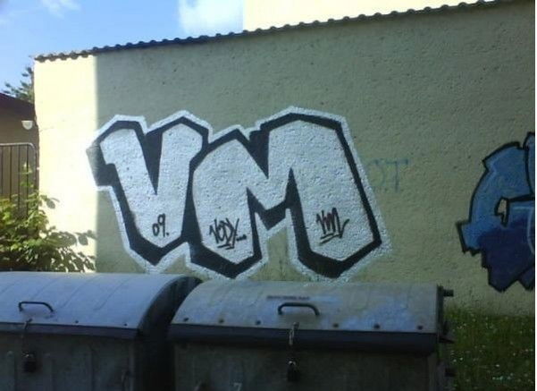 Graffiti Bombing - Photo by VMcrew - VM