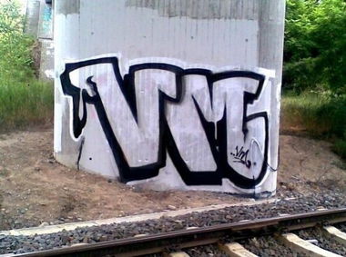 Graffiti Bombing - Photo by VMcrew - VM