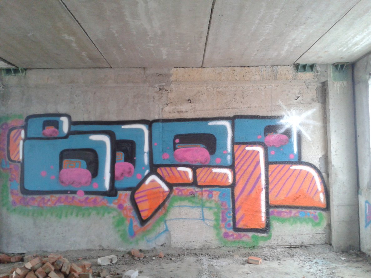 Graffiti Wall in Ukraine - Photo by VNZM - VNZM/, VADR
