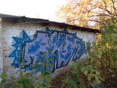 Graffiti Bombing - Photo by VNZM - VNZM