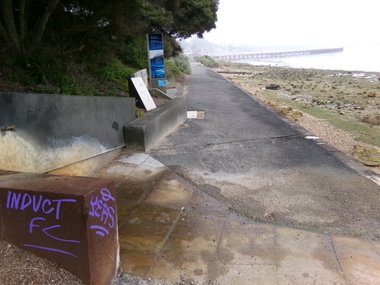 Graffiti Bombing in Australia - Photo by VOID777 - YERS, INDUCT (2026)