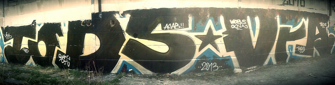 Graffiti Bombing - Photo by VRA - VRA, TODS (2013)