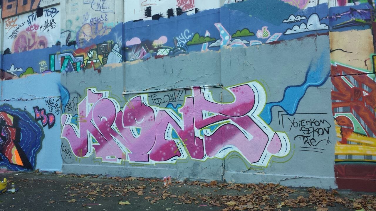 Graffiti Wall in Bielefeld - Photo by Vamoso
