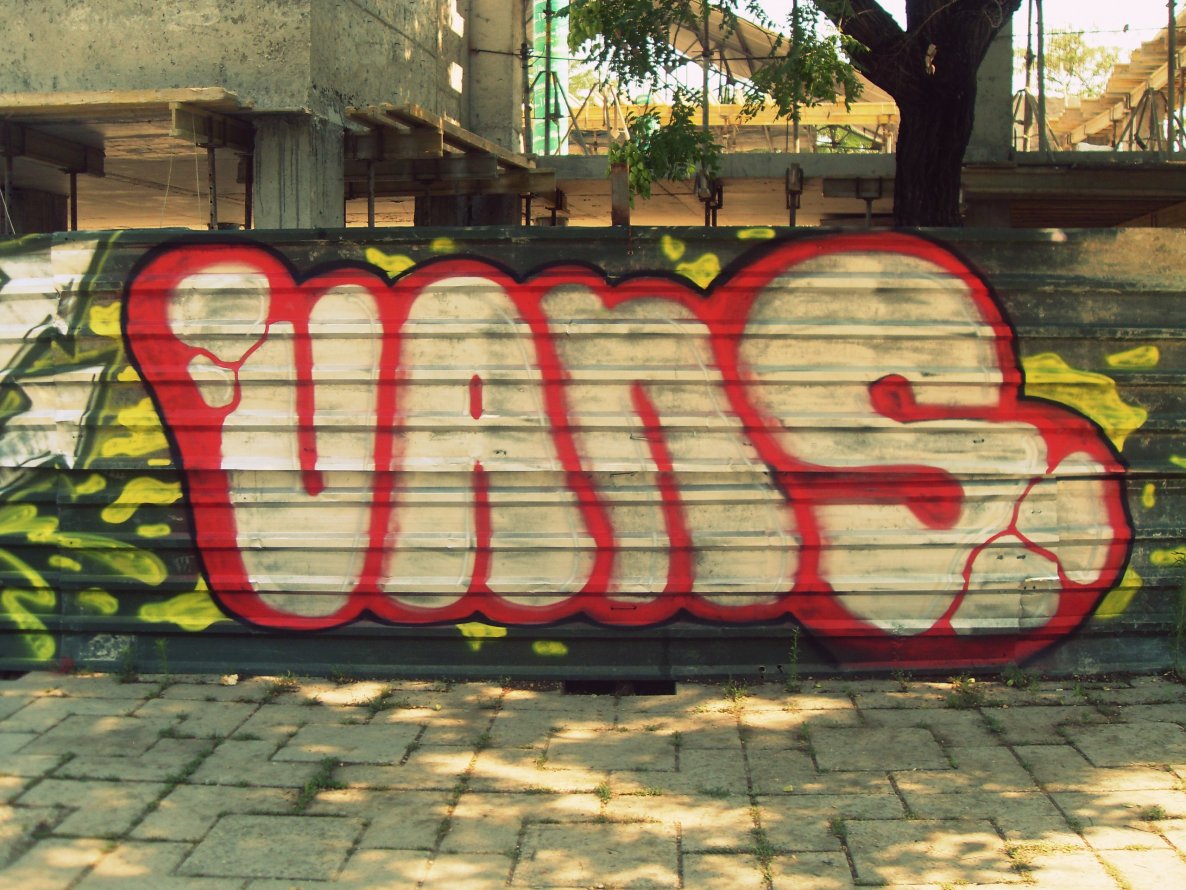 Graffiti Wall in Simferopol - Photo by Vans - Vans (2013)