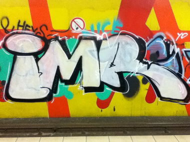 Graffiti Bombing in Köln - Photo by Varea - imr, cologne, leyendeckerstr (2013)