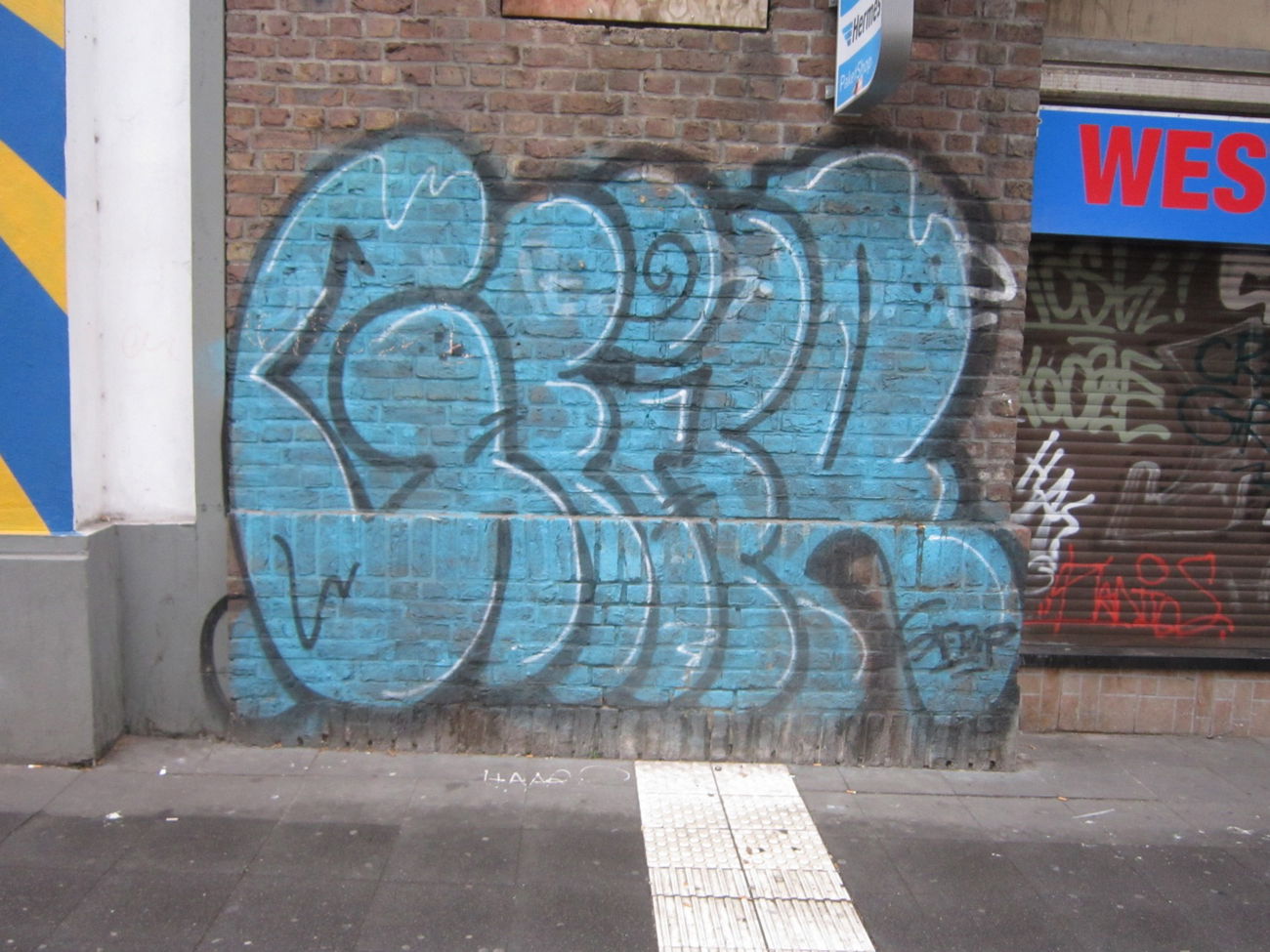 Graffiti Bombing in Köln - Photo by Varea - geier, ehrenfeld
