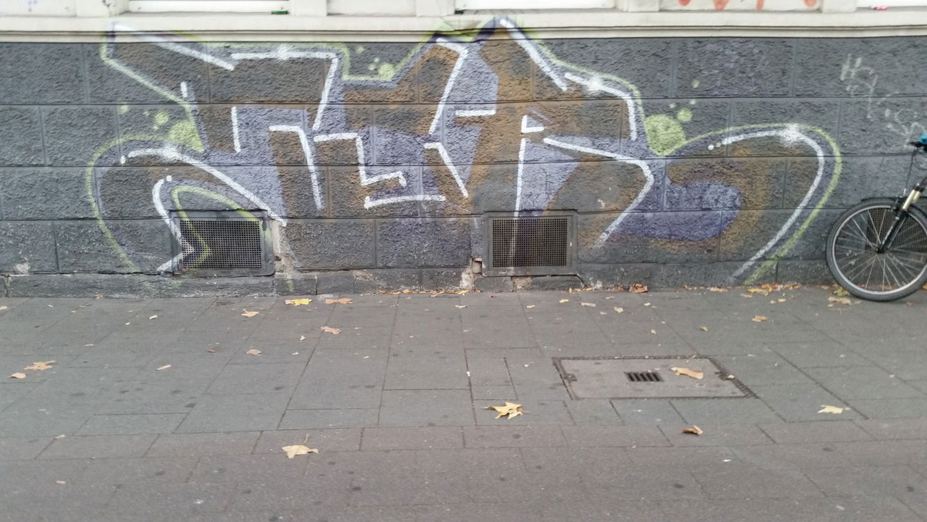 Graffiti Wall - Photo by Varea