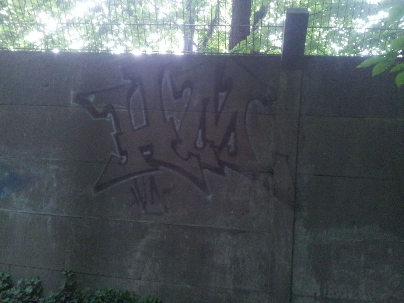 Graffiti Bombing - Photo by Varea - oldschool, hm, müngersdorf