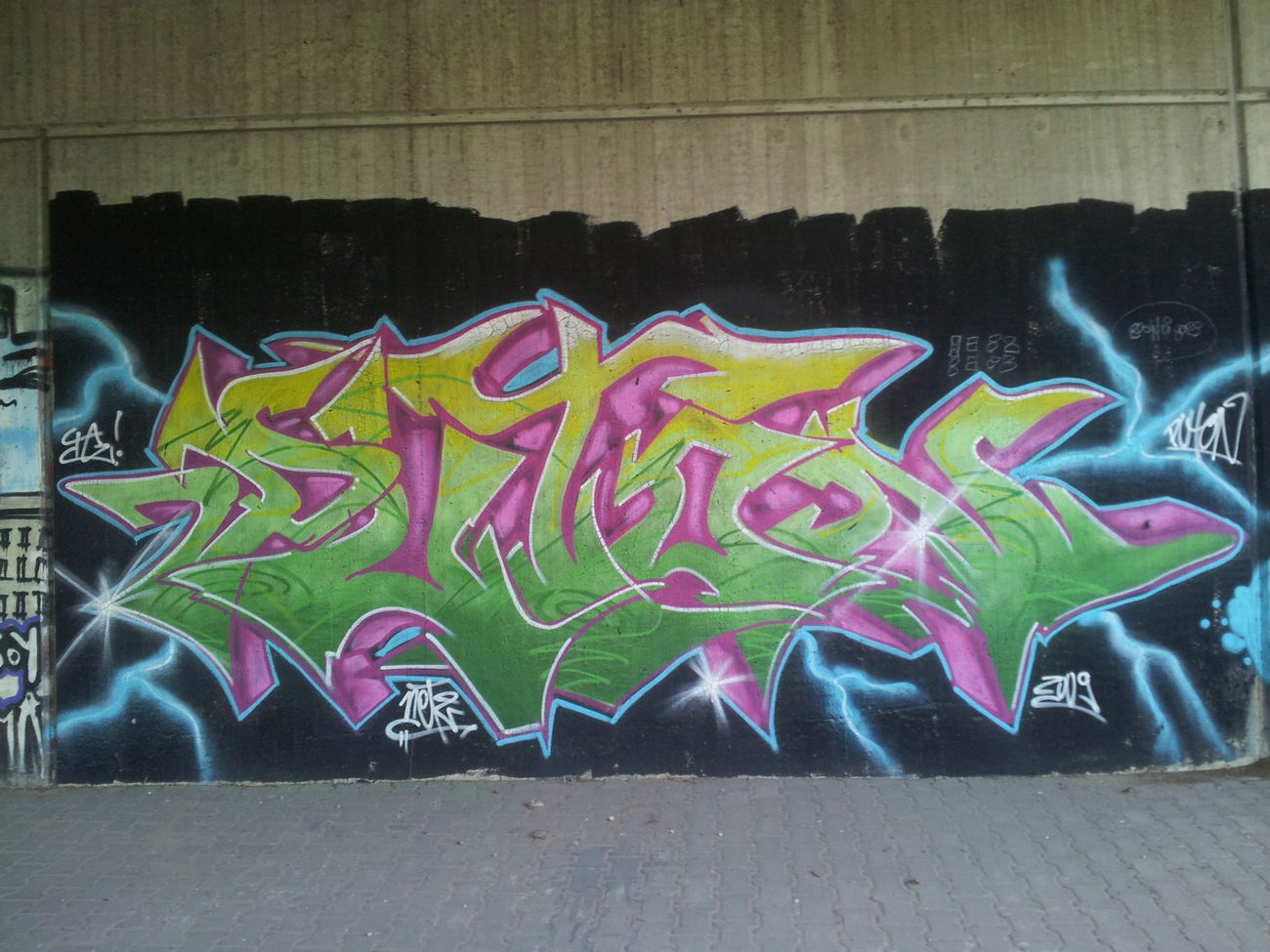 Graffiti Wall - Photo by Varea