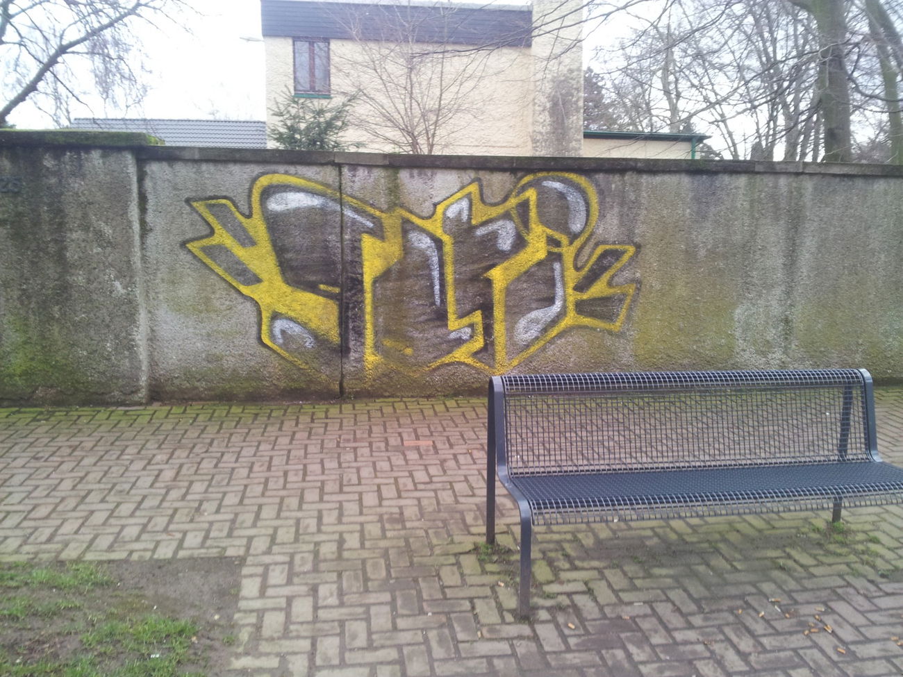 Graffiti Bombing in Köln - Photo by Varea