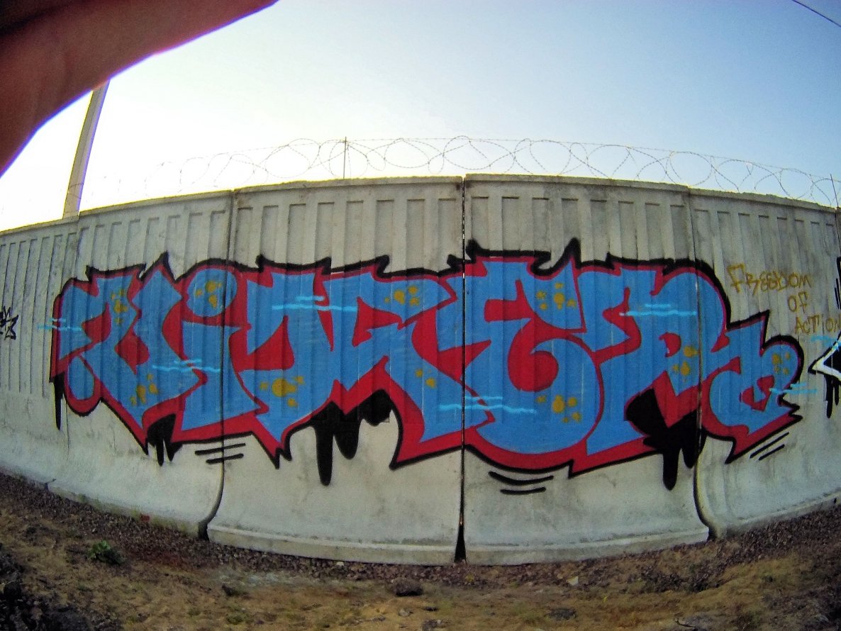 Graffiti Wall in Saint Petersburg - Photo by Veekeveryweek - Viker (2013)