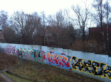 Graffiti Wall in Saint Petersburg - Photo by Veekeveryweek - Pakf, Rasek, Viker (2013)