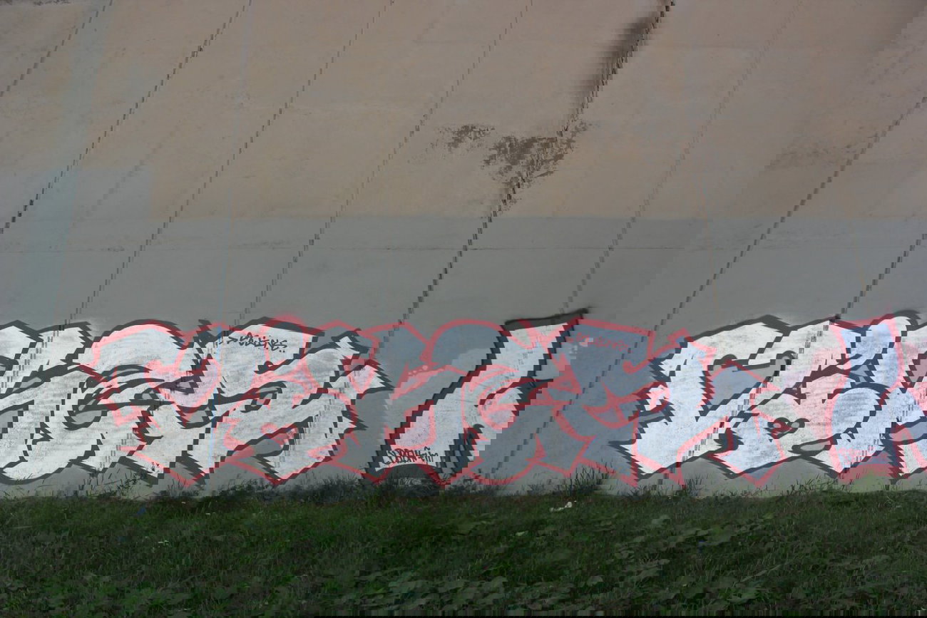 Graffiti Wall in Saint Petersburg - Photo by Veekeveryweek - Viker (2014)