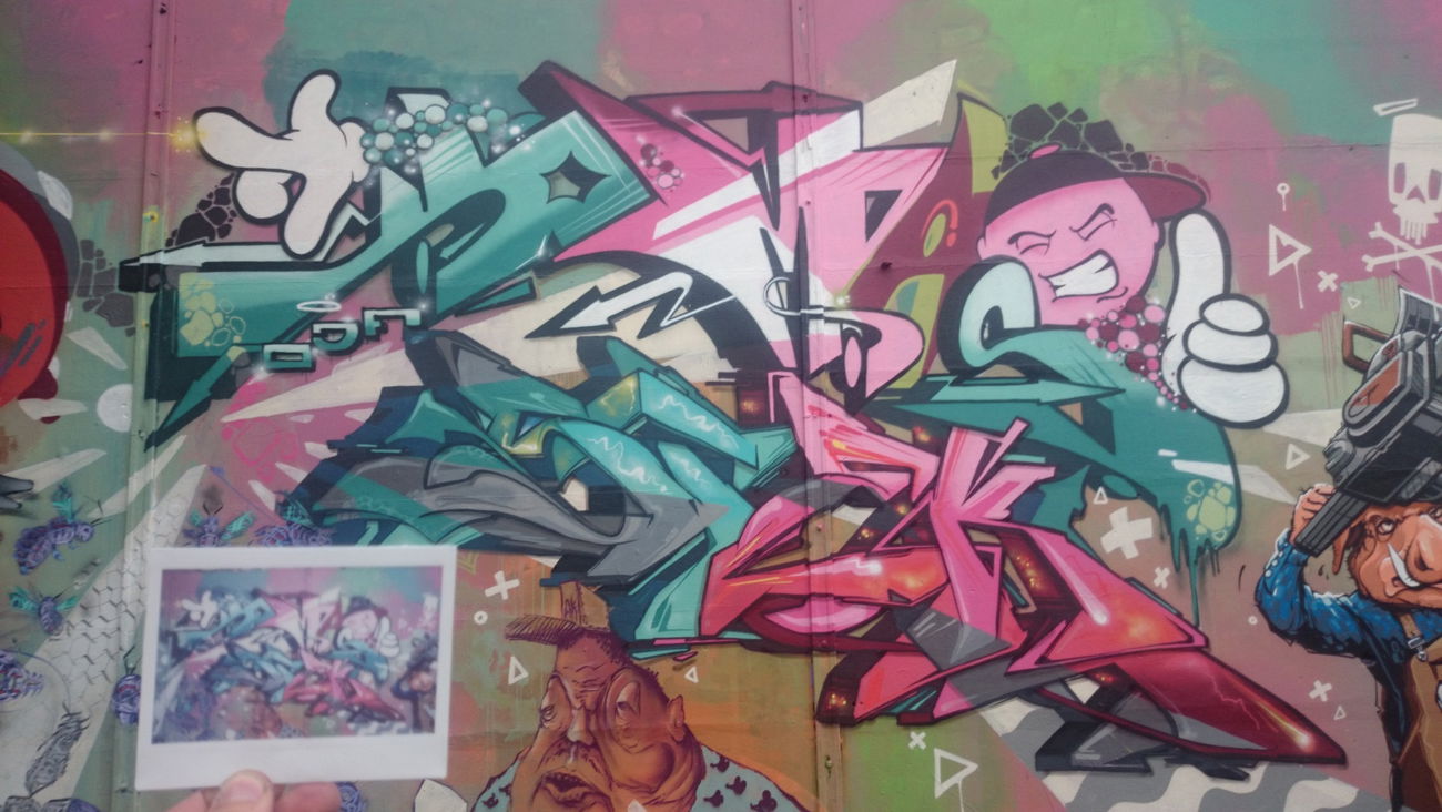 Graffiti Wall - Photo by Verstecker - Urban, Syndromes, 2015