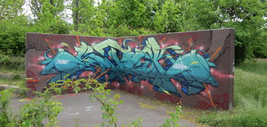 Graffiti Wall - Photo by Verstecker - stek, dresden