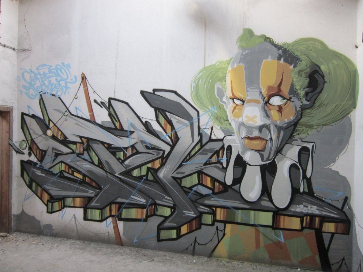 Graffiti Wall - Photo by Verstecker - Stek, Caparso