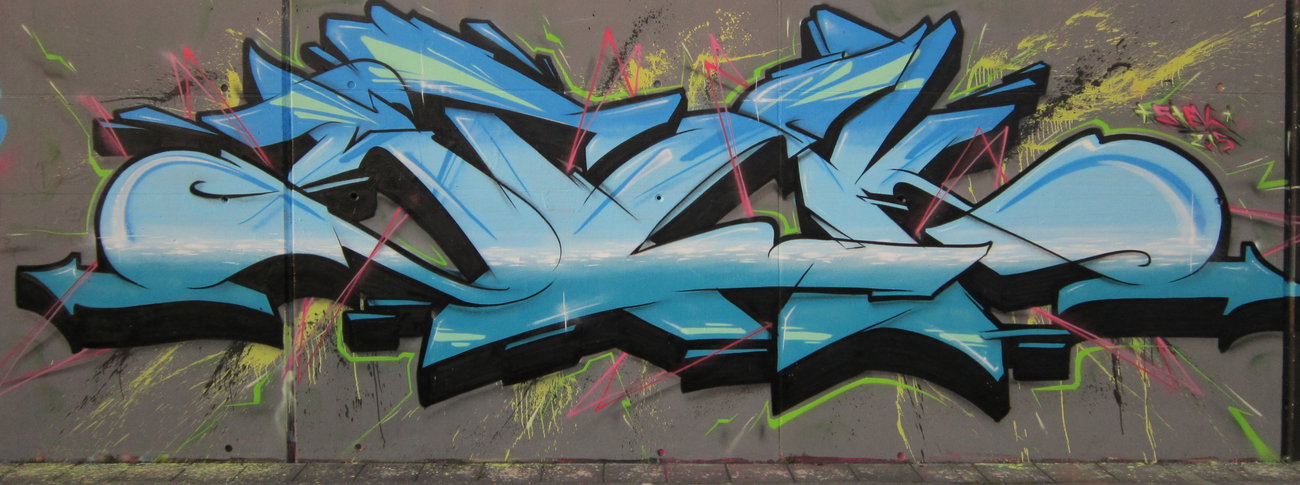 Graffiti Wall - Photo by Verstecker - stek, dresden