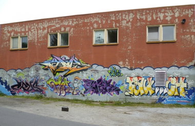Graffiti Photo by Verstecker - Stek, Crush, Cik