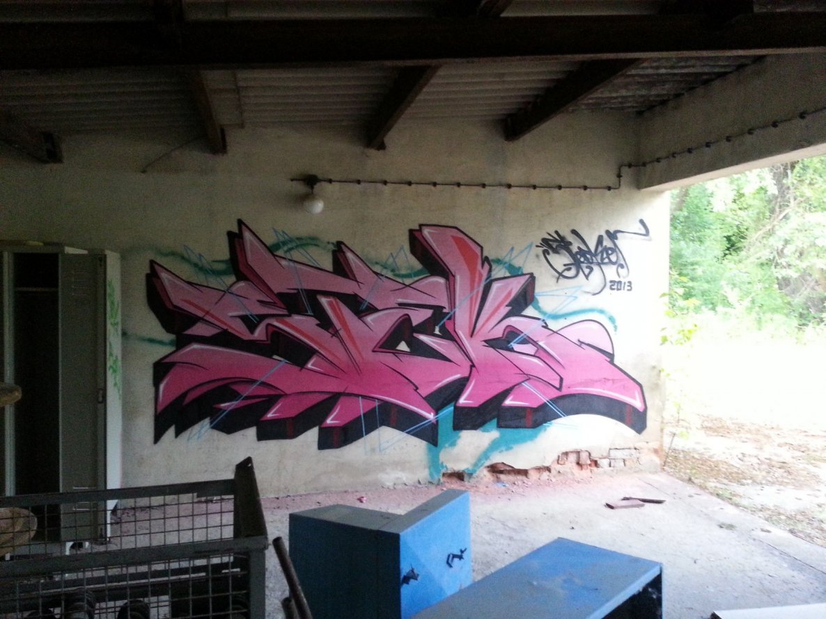 Graffiti Wall - Photo by Verstecker - Stek