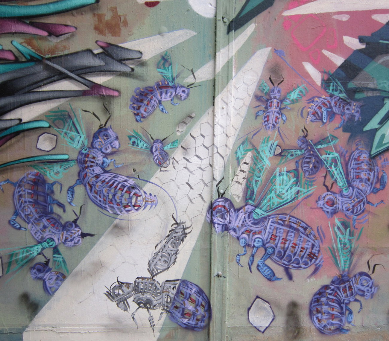 Graffiti Wall - Photo by Verstecker - Benuz, Dresden