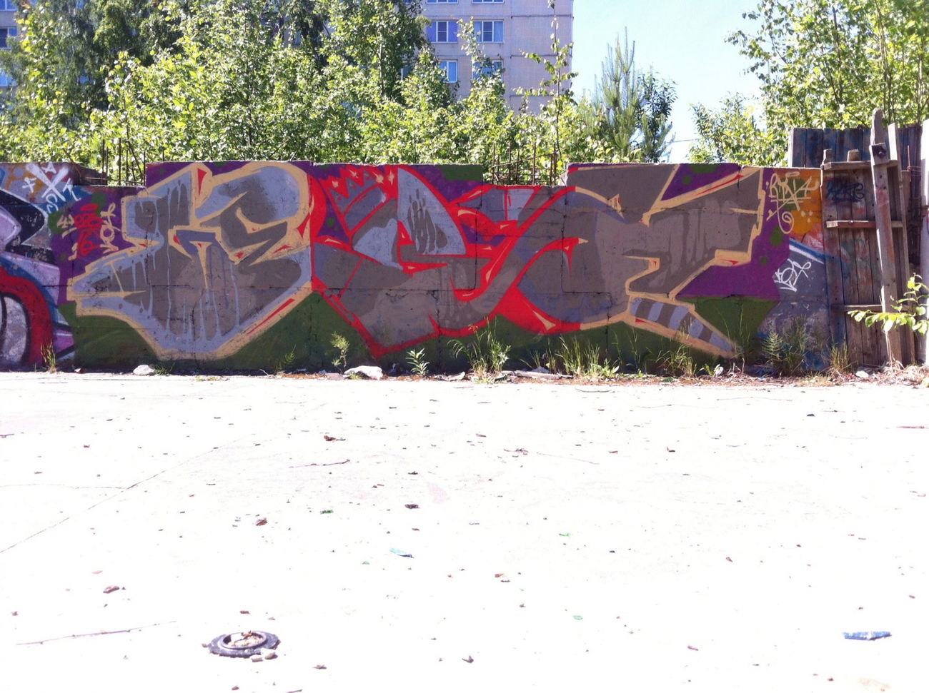 Graffiti Wall - Photo by Vestowerst