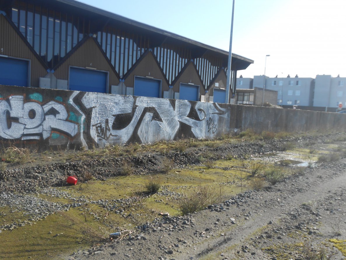 Graffiti Bombing - Photo by ViceSKBK - SK, VICE (2014)