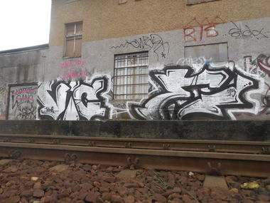 Graffiti Bombing - Photo by ViceSKBK - Vice, SKBK (2015)