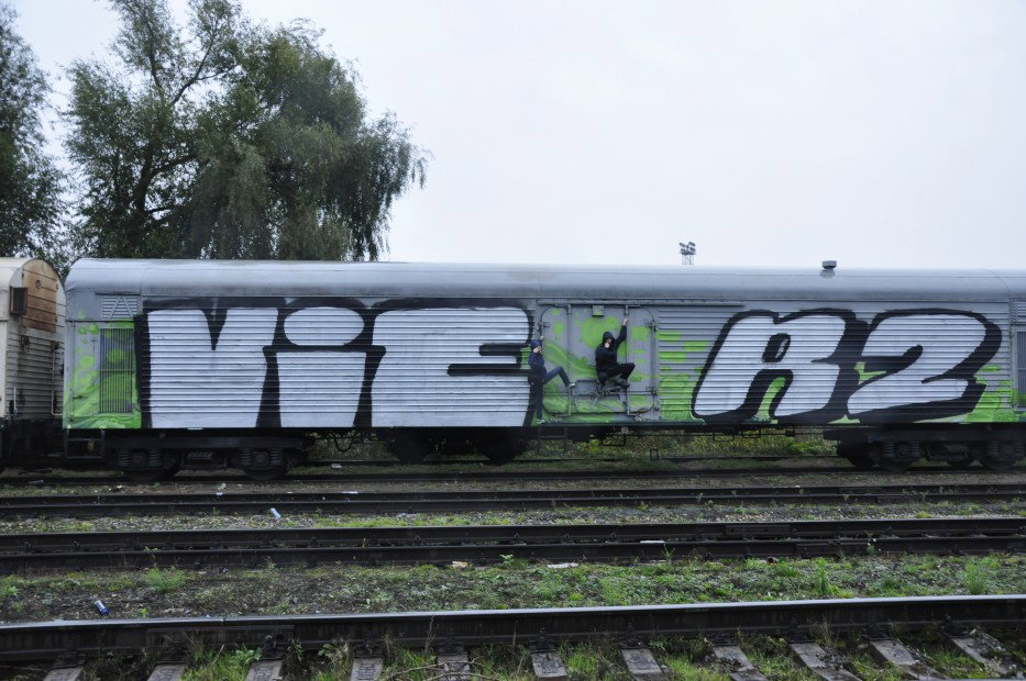 Graffiti Train in Moscow - Photo by Vie - vie