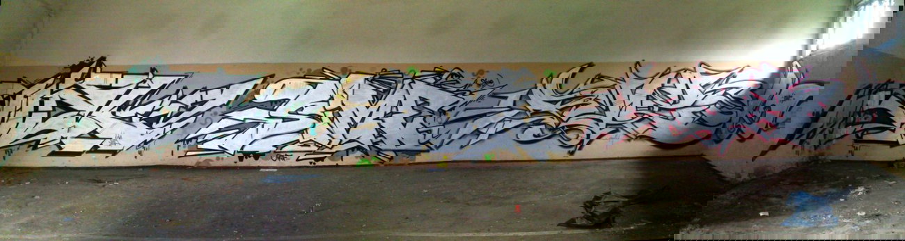 Graffiti Wall - Photo by VielOne - viel, chrom, sime (2014)