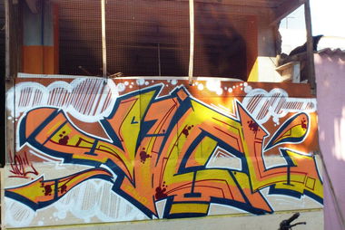 Graffiti Wall in Hosapete taluk - Photo by VielOne - india, shanti, hampi (2015)