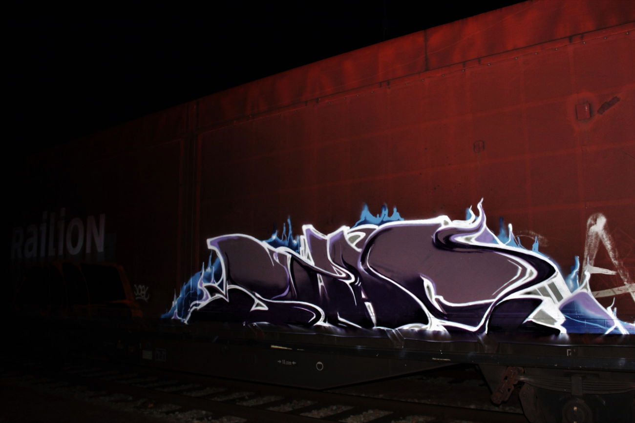 Graffiti Train - Photo by Vilsaa - freight, swag
