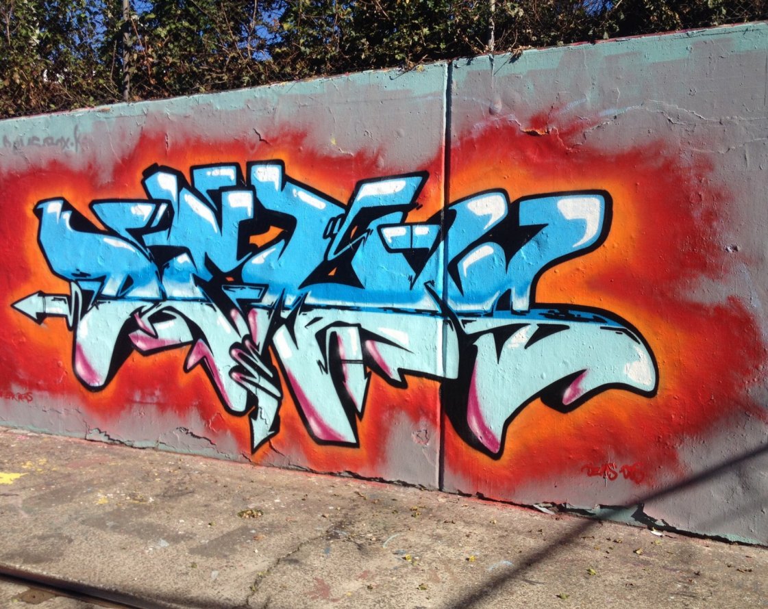 Graffiti Wall in Basel - Photo by Vinc13 - Demos (2014)