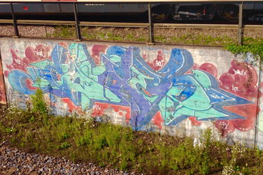 Graffiti in Basel - Photo by Vinc13 - Coxes, OldbutGold, Linepiece (2000)