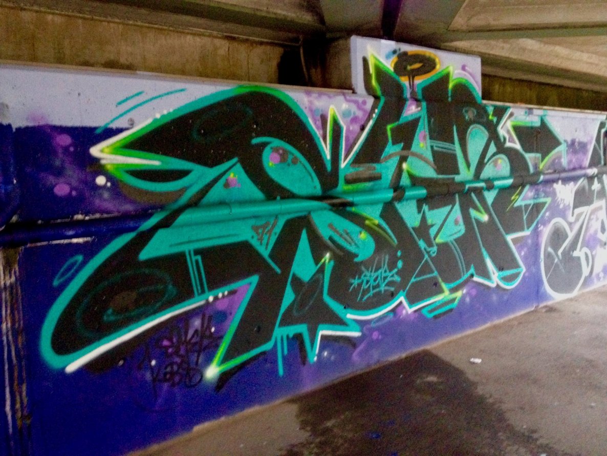 Graffiti Wall in Bern - Photo by Vinc13 - Stur (2014)