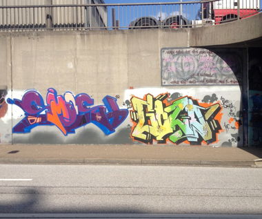 Graffiti Wall in Basel - Photo by Vinc13 - Smash137, Gold, GTK