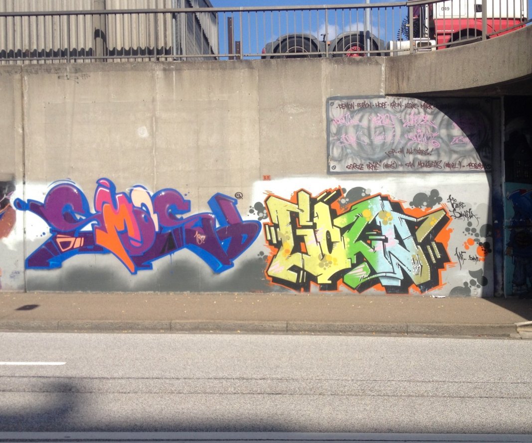 Graffiti Wall in Basel - Photo by Vinc13 - Smash137, Gold, GTK