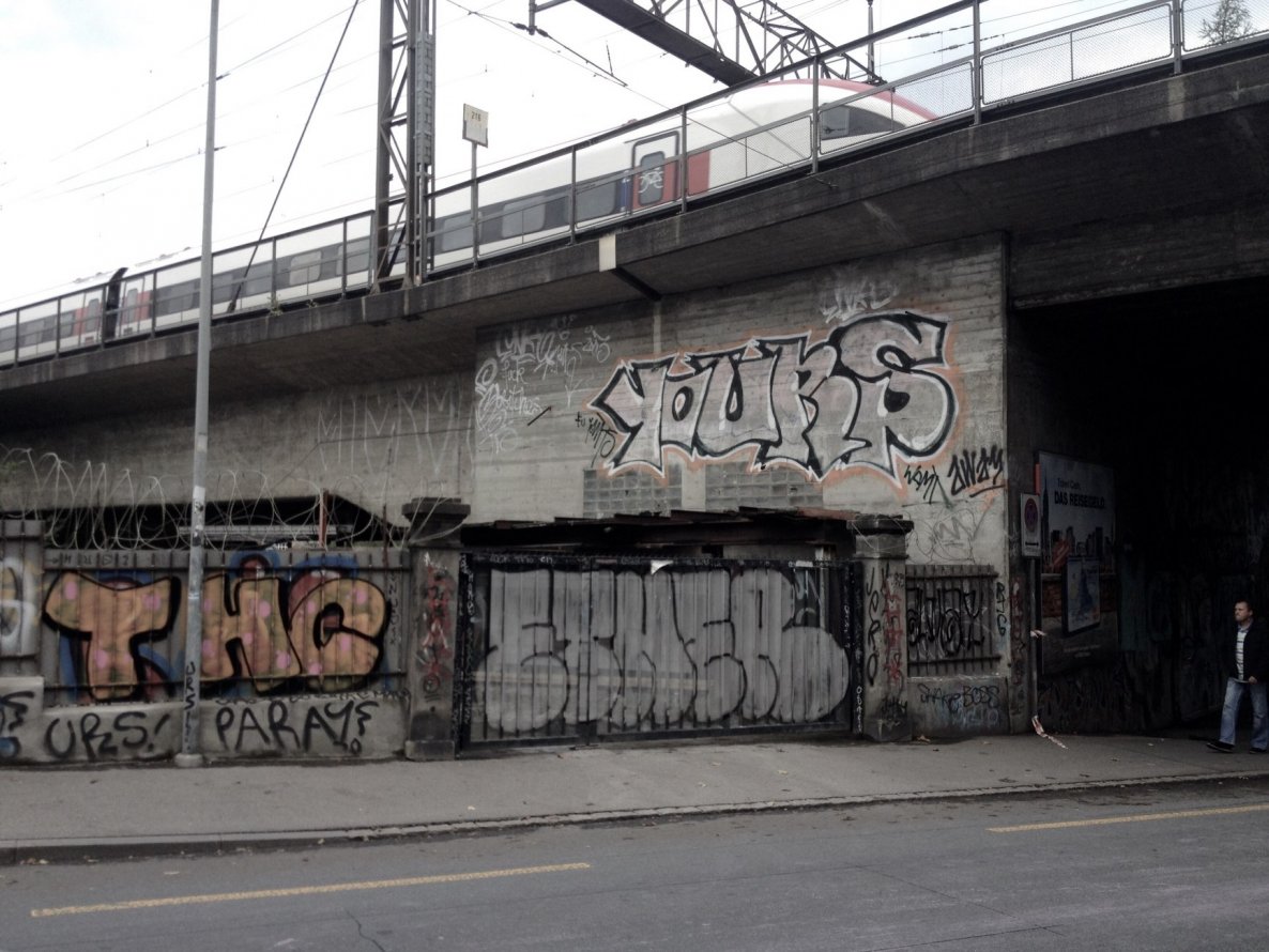 Graffiti Bombing in Bern - Photo by Vinc13 - Yours, Ether, THC