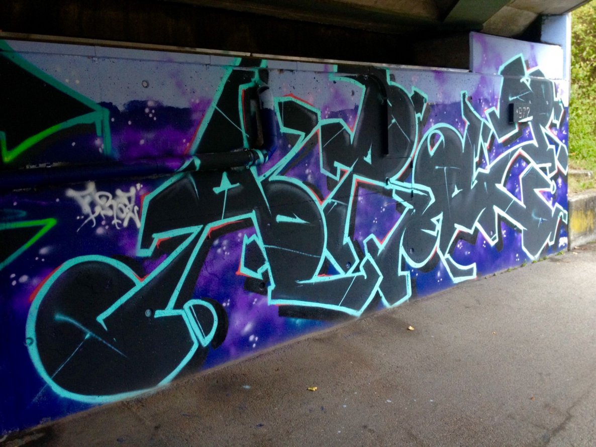 Graffiti Wall in Bern - Photo by Vinc13 - Aroz (2014)