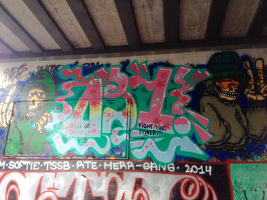 Graffiti Wall in Bern - Photo by Vinc13 - 031