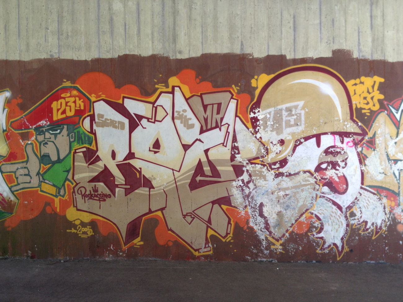 Graffiti Wall - Photo by Vinc13 - Scien, 123K, 123Klan (2005)