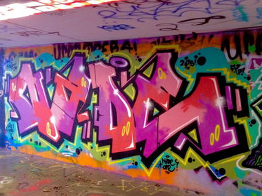 Graffiti Wall in Bern - Photo by Vinc13 - Nade (2015)