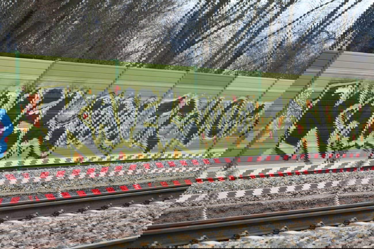 Graffiti Bombing in Leipzig - Photo by VincentVega - Katel, Bufu, Bros (2013)