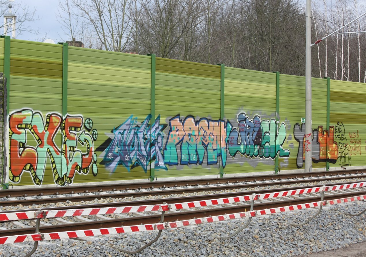 Graffiti Wall in Leipzig - Photo by VincentVega - Exe, Qwer, farm (2013)