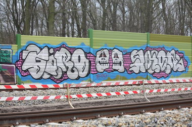 Graffiti Bombing in Leipzig - Photo by VincentVega - Giro, Amor, FAQ (2013)