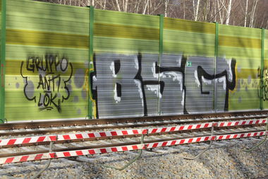 Graffiti Bombing in Leipzig - Photo by VincentVega - BSG, Chemie, Gruppo (2013)